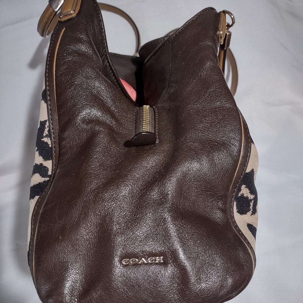 Leopard print coach hand bag - Picture 5 of 6